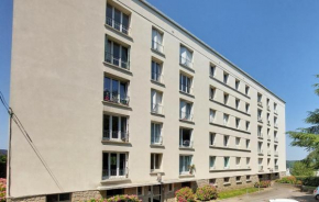 Cozy Apartment In Morlaix With Wifi
